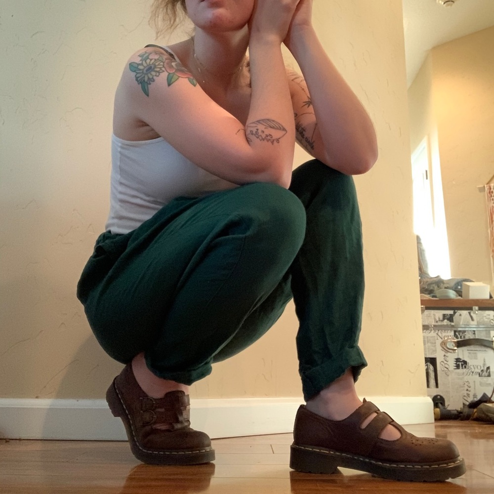 LinenFox Drawstring Pants - Picture 3 of 10